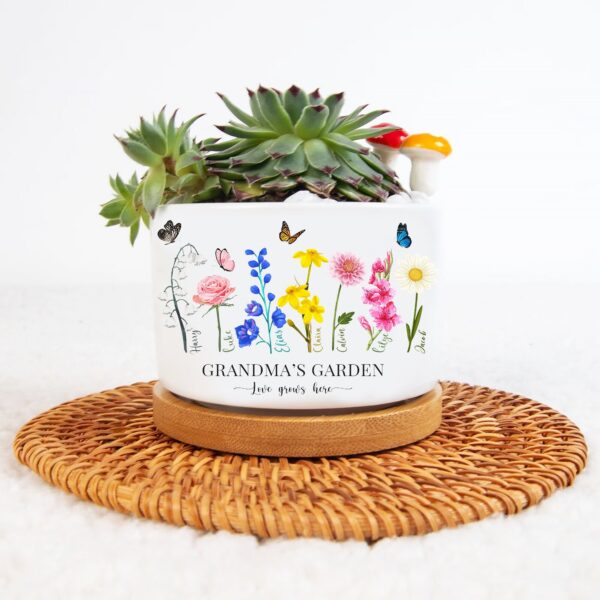 Custom Birth Month Flowers Grandma's Garden Plant Pot, Mom's Garden, Mothers Day Gift for Grandma, Mini Flower Pot, Nana Succulent Pot
