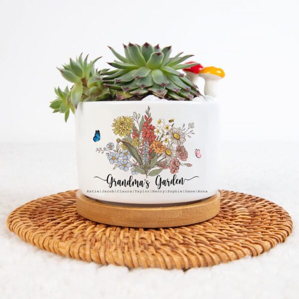 Personalized Grandma's Garden Plant Pot, Birth Flower Bouquet, Mom's Garden, Custom Birth Month Flowers, Mothers Day Gift for Grandma